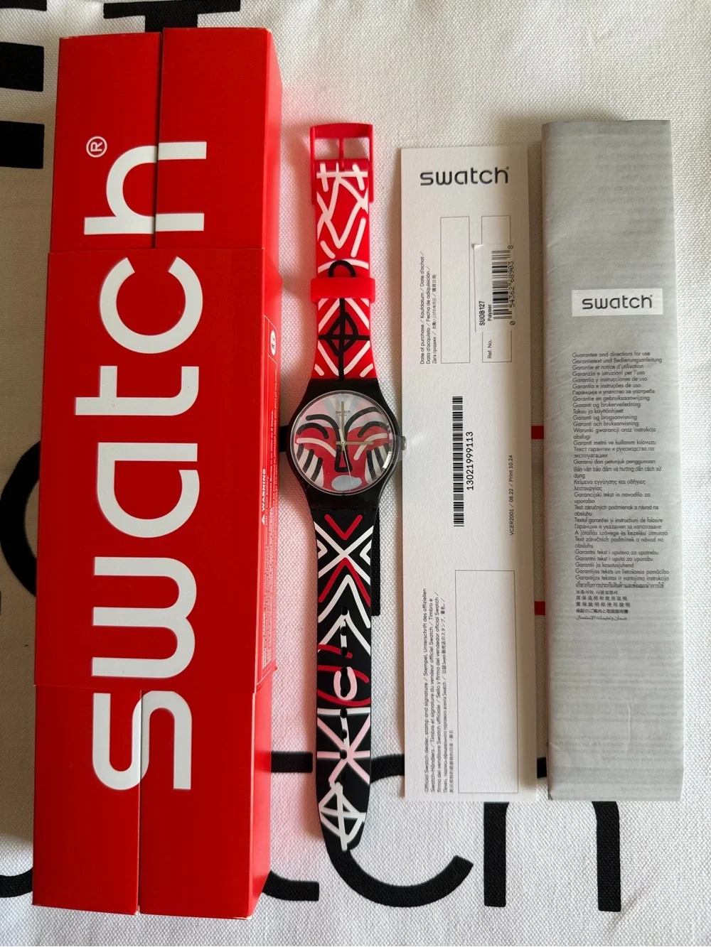 Swatch Mask Parade (SUOB127) unisex watch